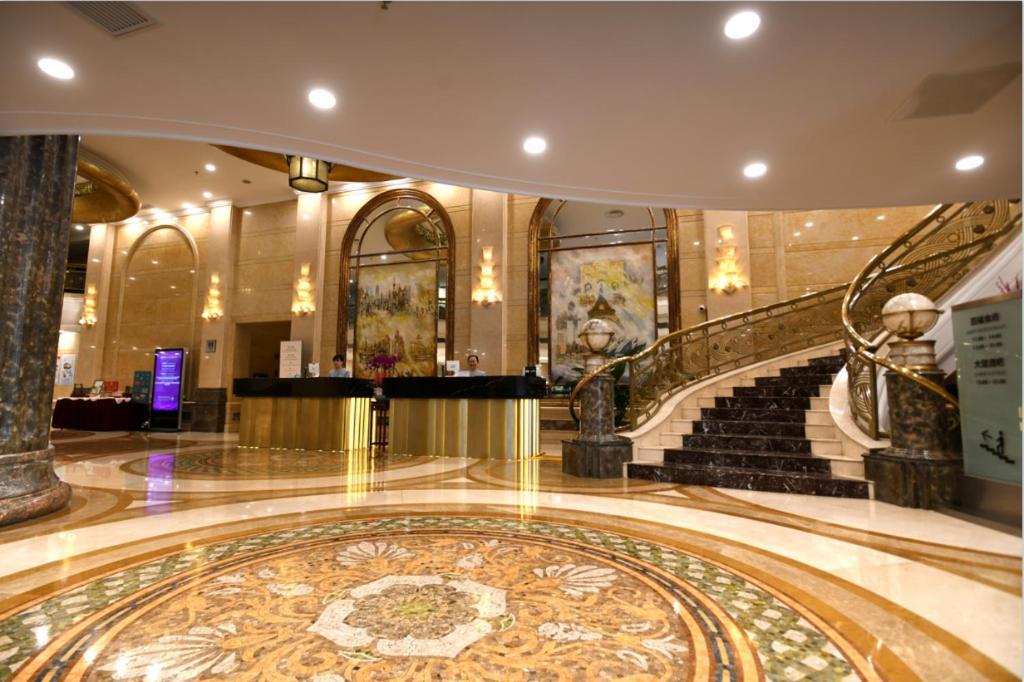 Jinrong International Hotel Shanghai Exterior photo